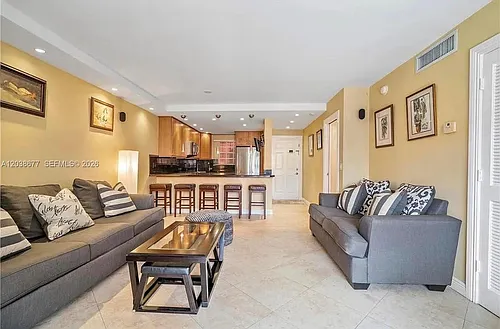660 Tennis Club Dr Photo 1