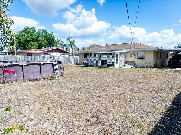 4th image of 2201 Lotus Rd