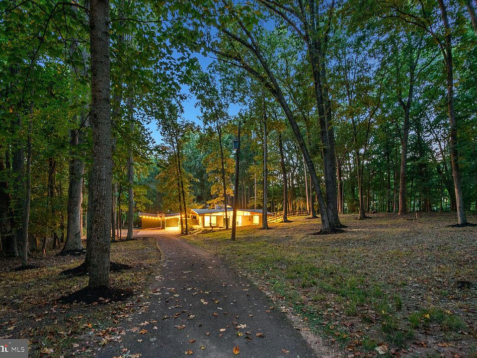 9601 Overlea Dr, Rockville, MD 20850 Zillow