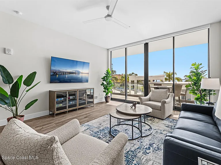 225 Strand Dr #205 — Photo 22