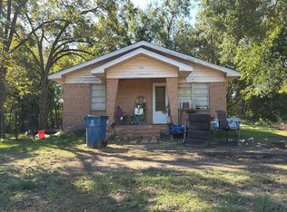 771 W 6th St, Rusk, TX 75785