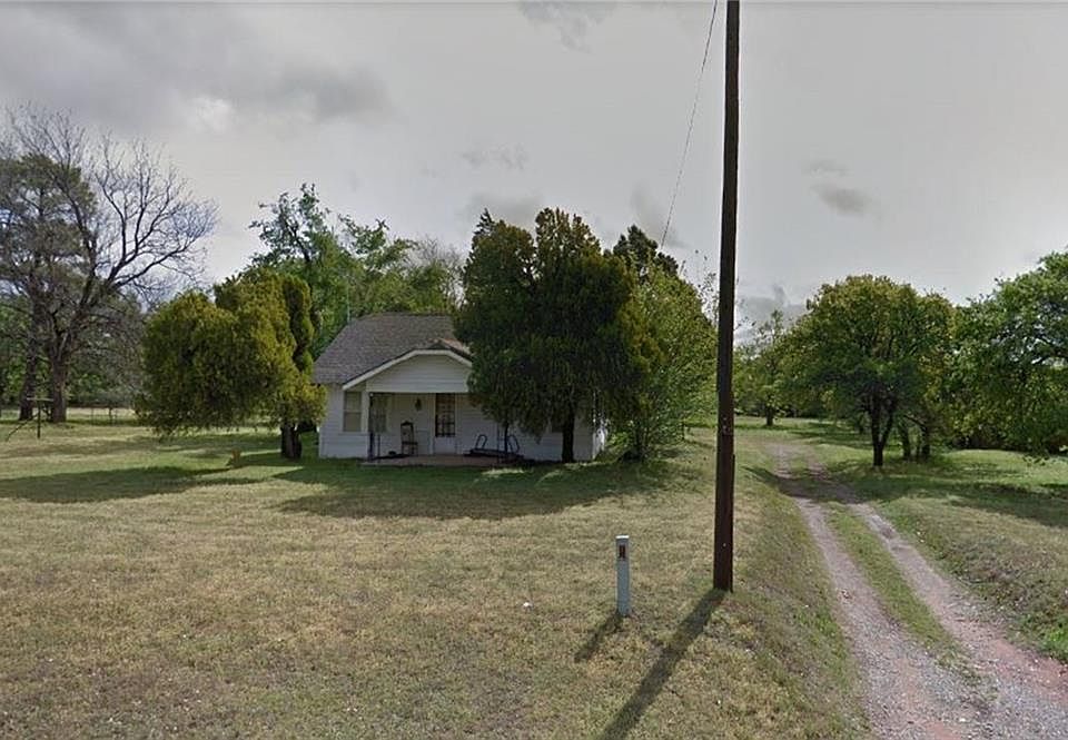 1st image of 2800 S Bryant Ave