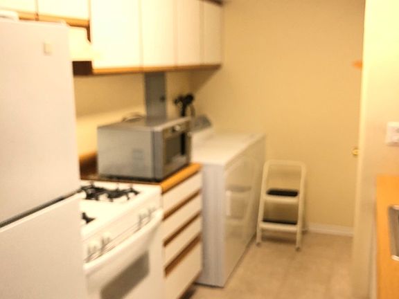 5th image of 1186 Cove Dr #150B