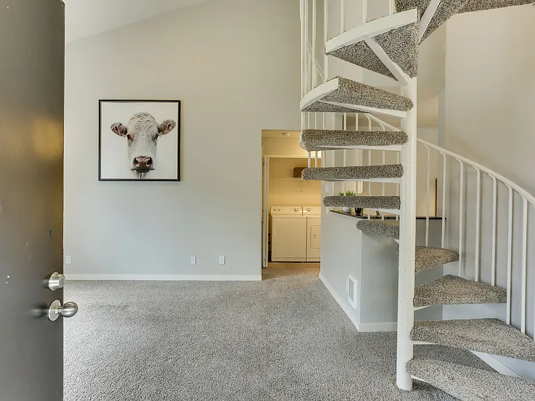 Sterling Pointe — Photo 15