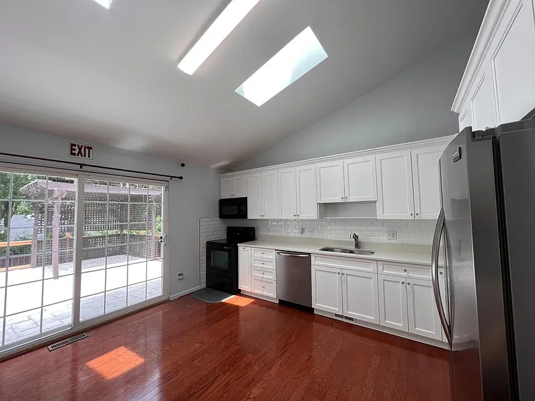 5312 Rea Rd — Photo 9