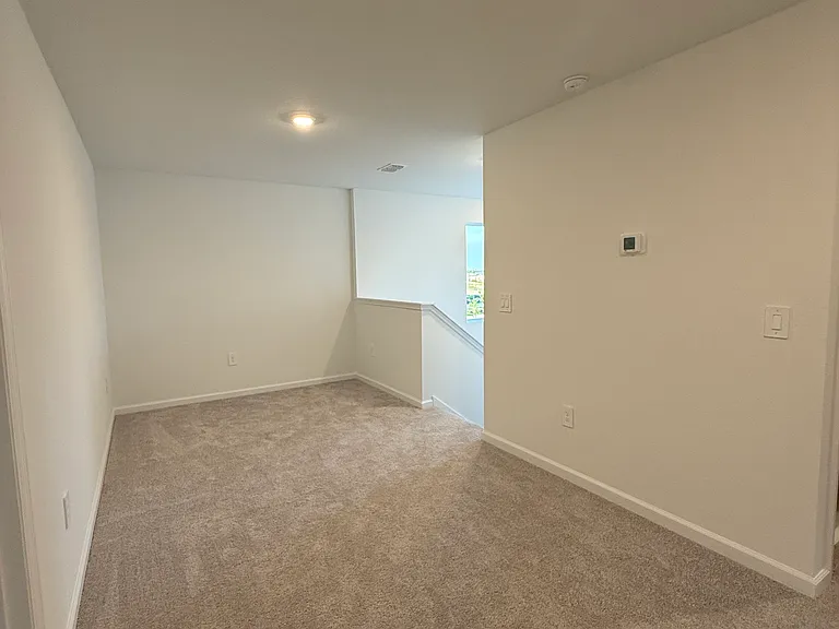 3367 Alexander Dr — Photo 13