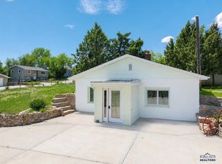 1020 Evanston Ave, Hot Springs, SD 57747