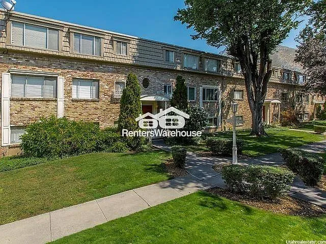2220 E Murray Holladay Rd #133 — Photo 2