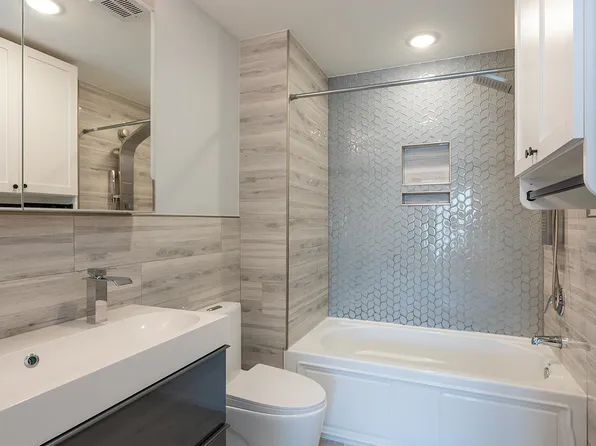 270 Saint Pauls Avenue image 8 of 16