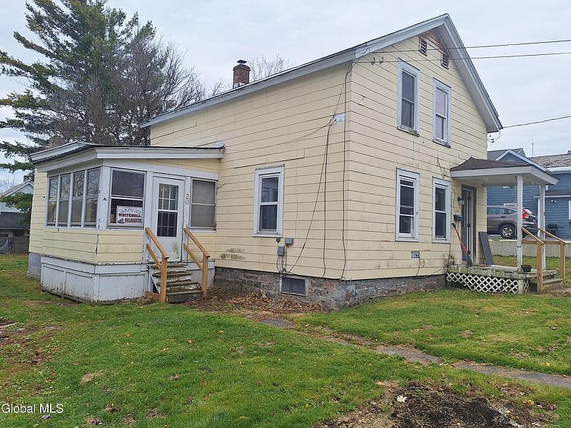 3rd image of 20 Adams Street