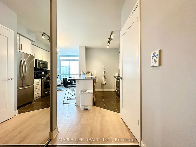 825 Church St #702 — Photo 5