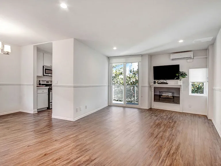 Westwood Village Apartments — Photo 55