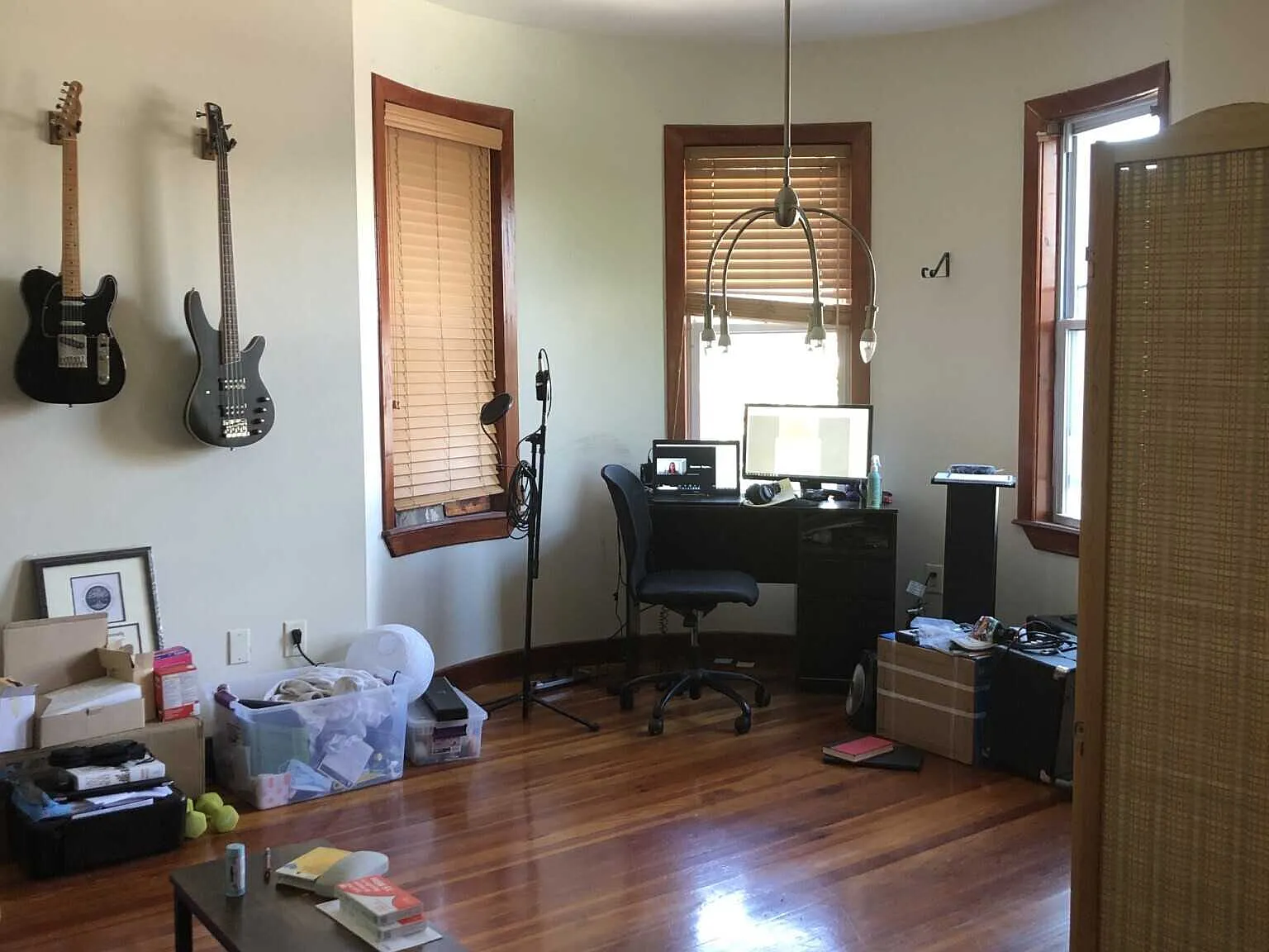 4 bed, $3,800 — Photo 3