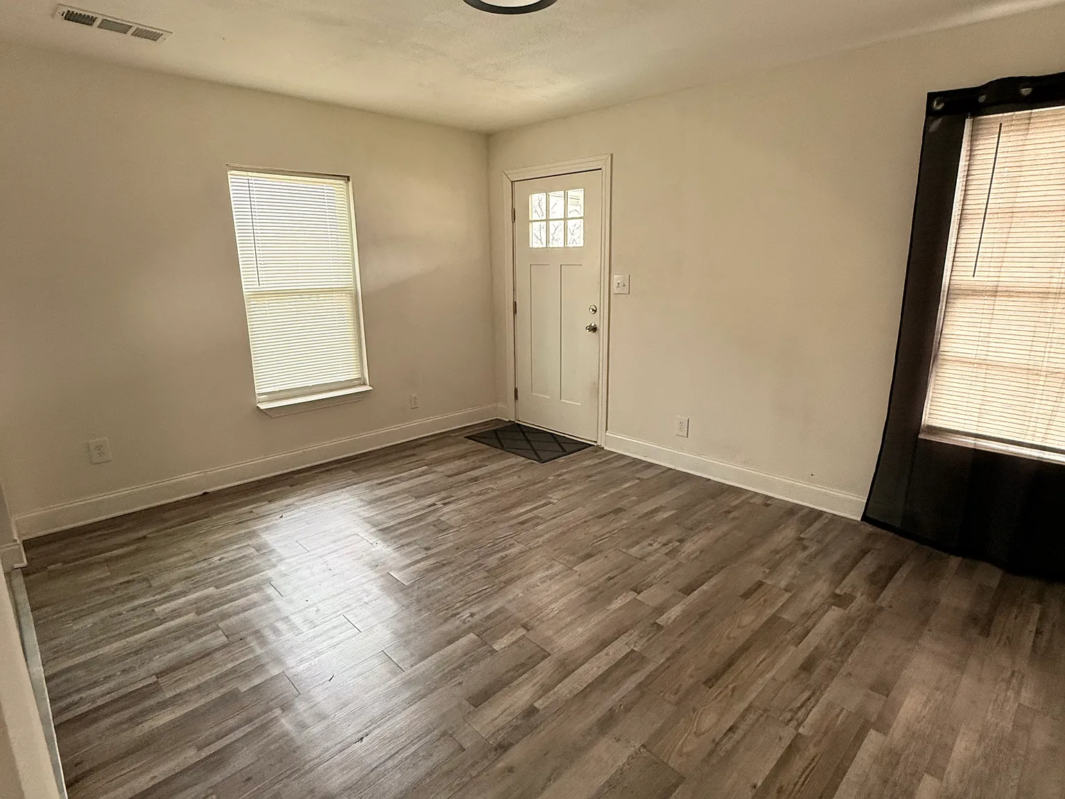 2 bed, 754 sqft, $1,850 — Photo 4