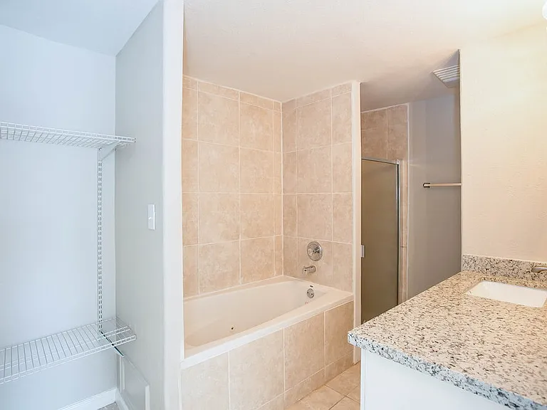 19722 Twin Rivers Dr — Photo 10