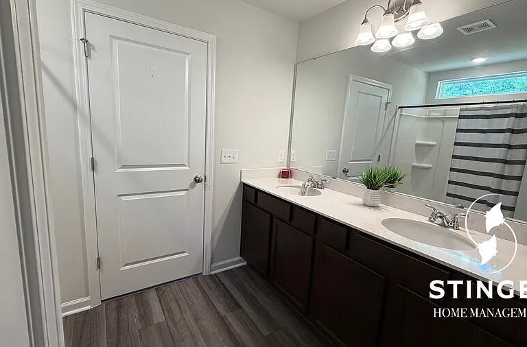 123 Chestnut St — Photo 24