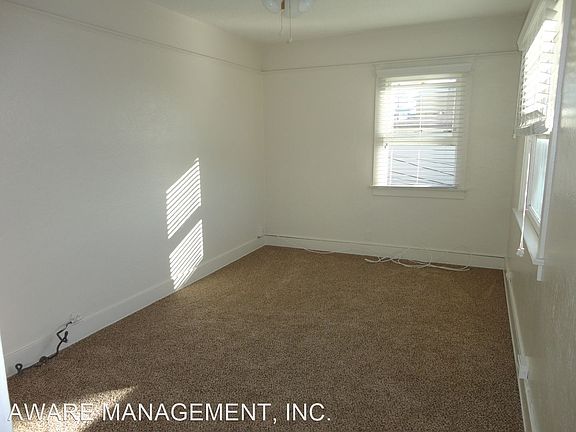 3rd image of 3977 Kansas St