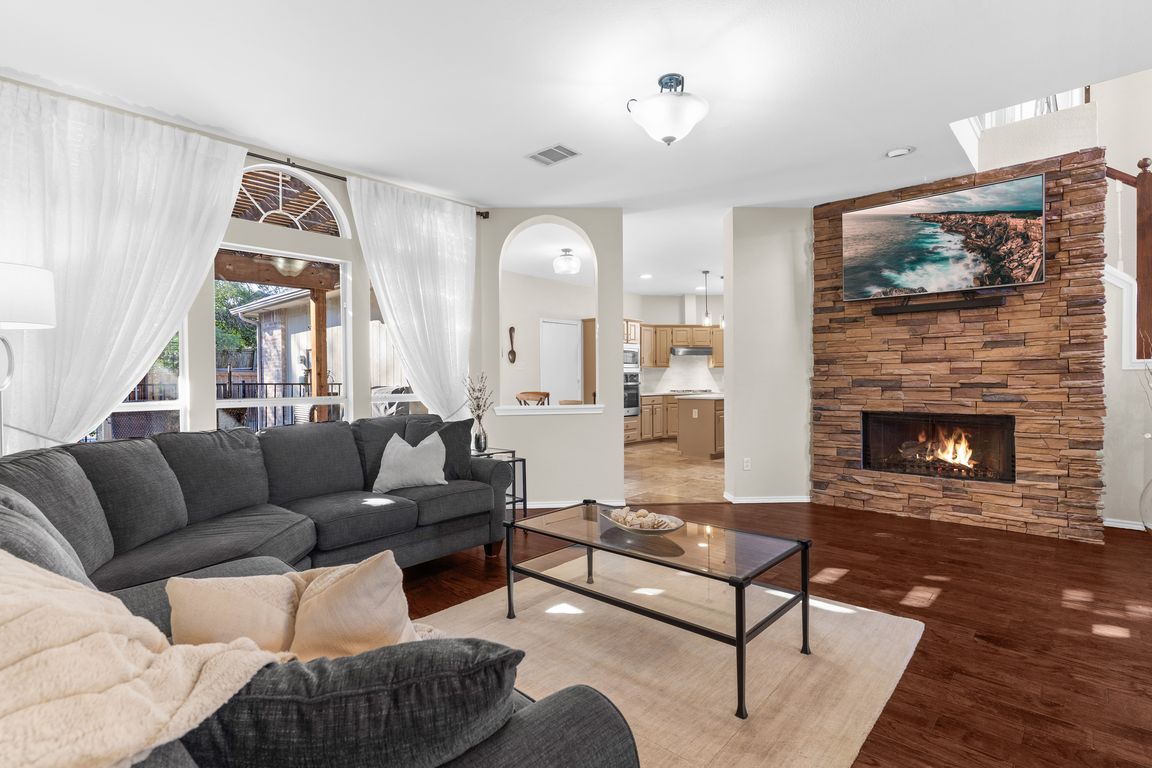 next background image