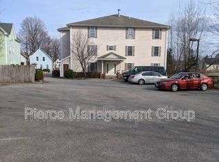 99 4th St #10, Manchester, NH 03102