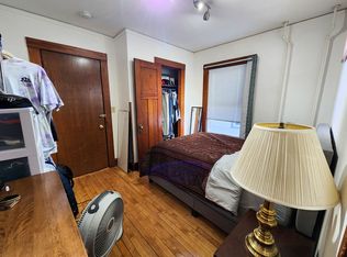 213-215 S Broom St #2, Madison, WI 53703