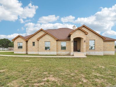 164 Abrego Lake, Floresville, TX, 78114
