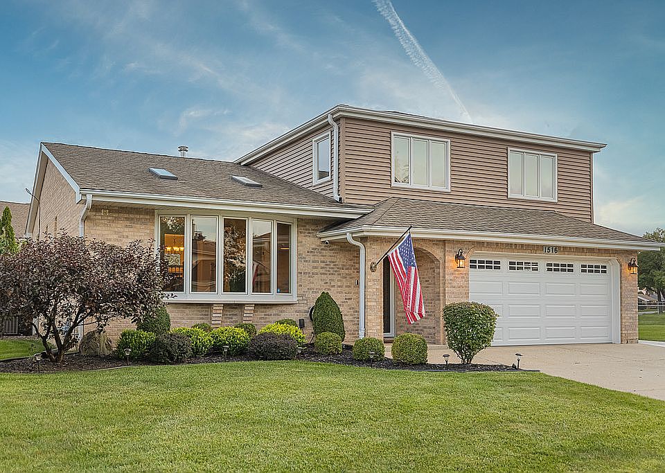1st image of 1516 Heather Ln