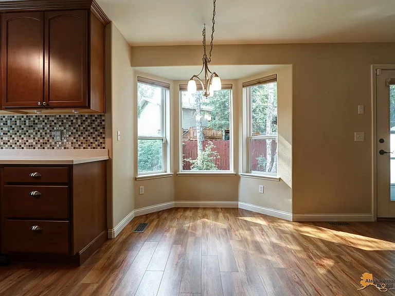 12761 Rivulet Cir — Photo 6