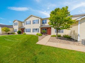 Cascade Shores Townhomes + Flats