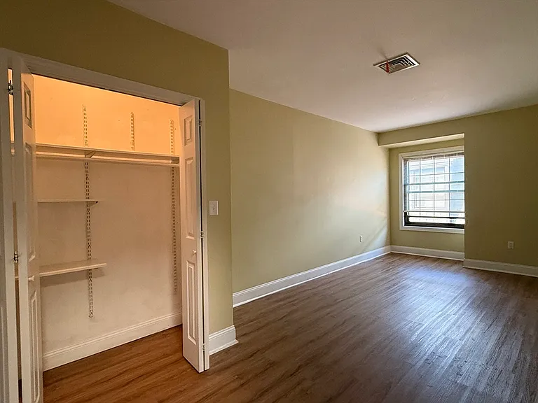 10 Weston Ave #420 — Photo 8