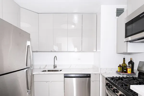 Rented by Corcoran | media 4