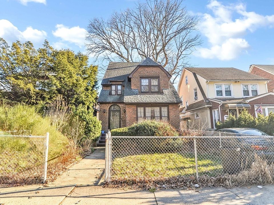 1st image of 109-42 Parklane S
