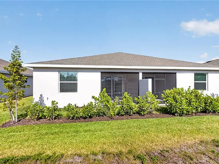 20559 Hazelnut Ct S — Photo 23