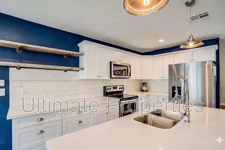 17802 N 43rd Way — Photo 3