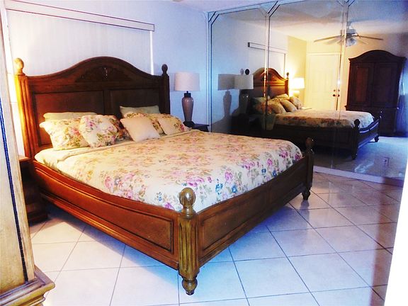 5th image of 630 Tennis Club Drive #307