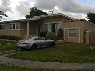 3070 SW 84th Ct, Miami, FL 33155