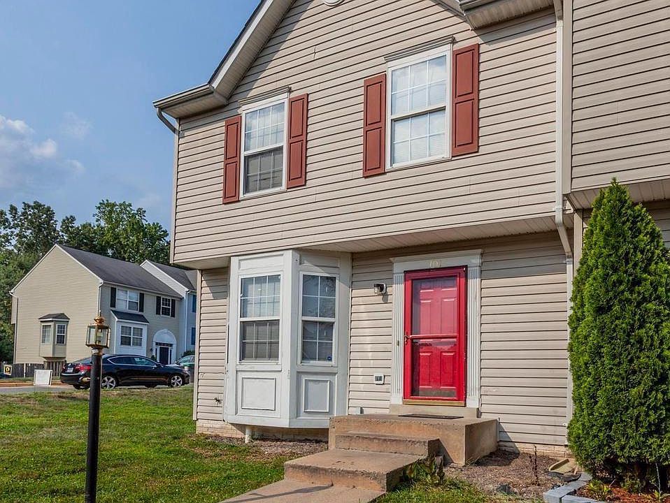 1st image of 101 Bridgewood Ct