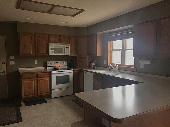 5th image of 2091 2nd St