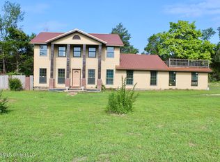 1838 Dees Rd, Batesville, MS 38606