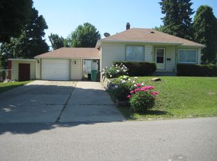 728 Morris Ave, Lansing, MI 48917