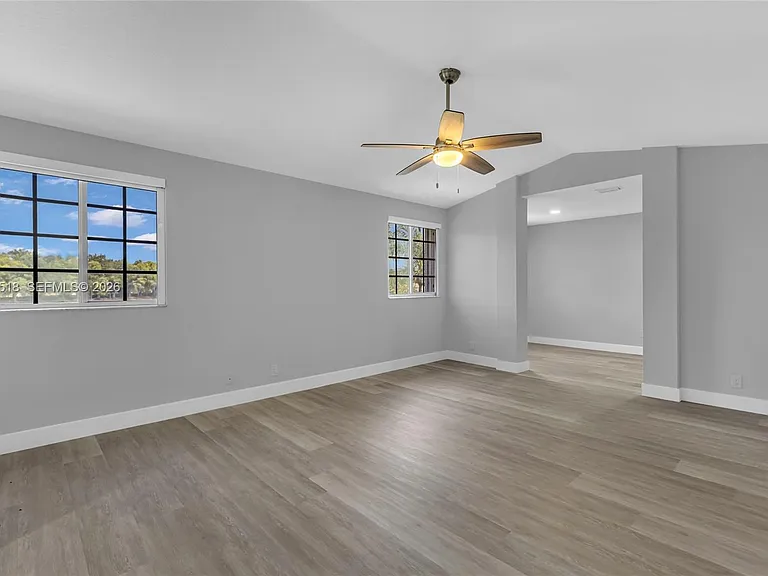 1140 Cedar Falls Dr — Photo 27