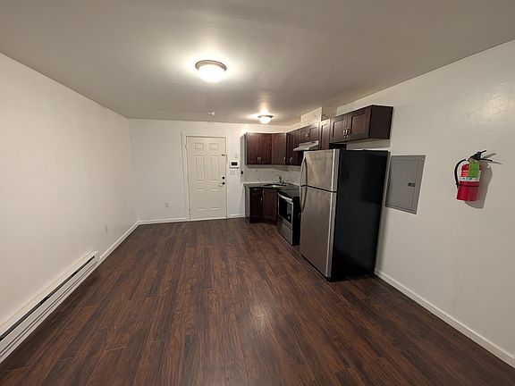 3rd image of 5519 Westfield Ave #2C