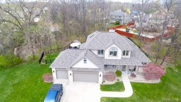 1st image of 6390 Coconut Ct