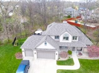 6390 Coconut Ct, Grand Blanc, MI 48439