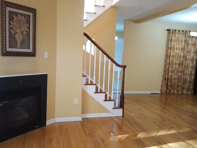 80 Tennyson Rd — Photo 5