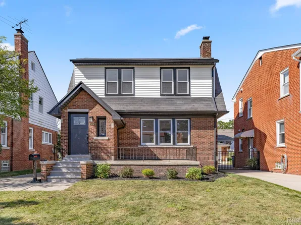 339 Tannahill St, Dearborn, MI 48124