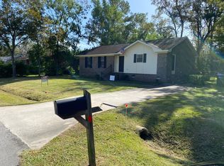 1527 Wakendaw Rd, Mount Pleasant, SC 29464