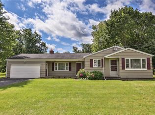 2863 Ridgeway Ave, Rochester, NY 14626