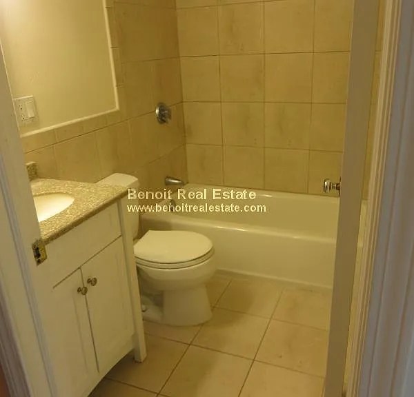 126 Clifton St #4 — Photo 11