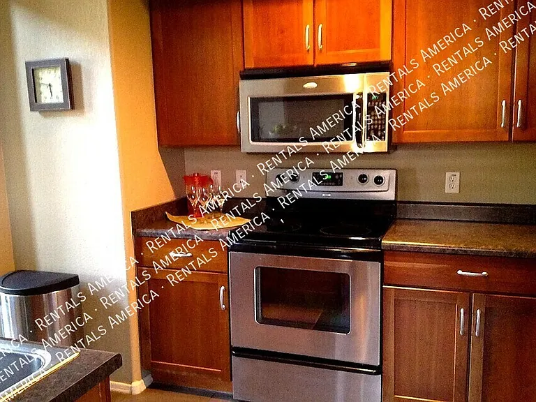2402 E 5th St #1515 — Photo 4