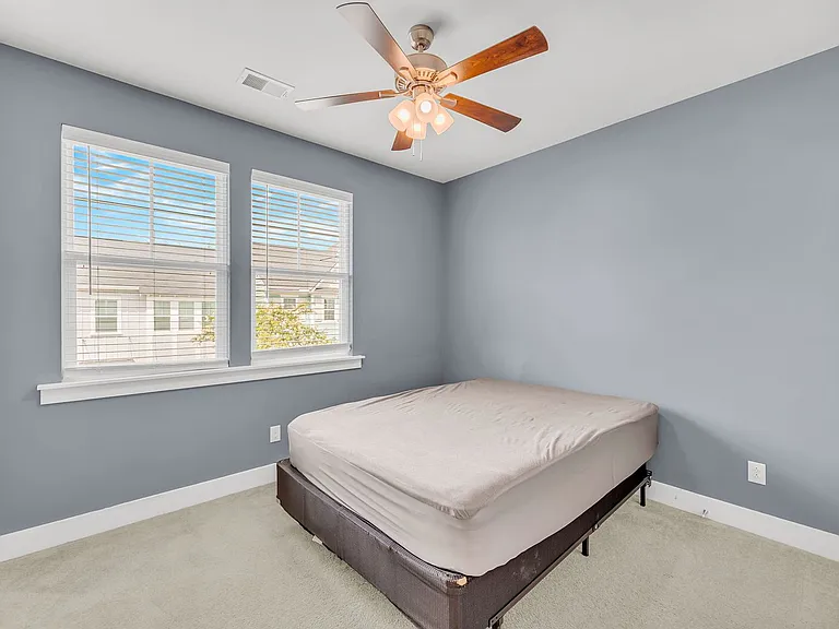 1658 Indy Dr — Photo 27